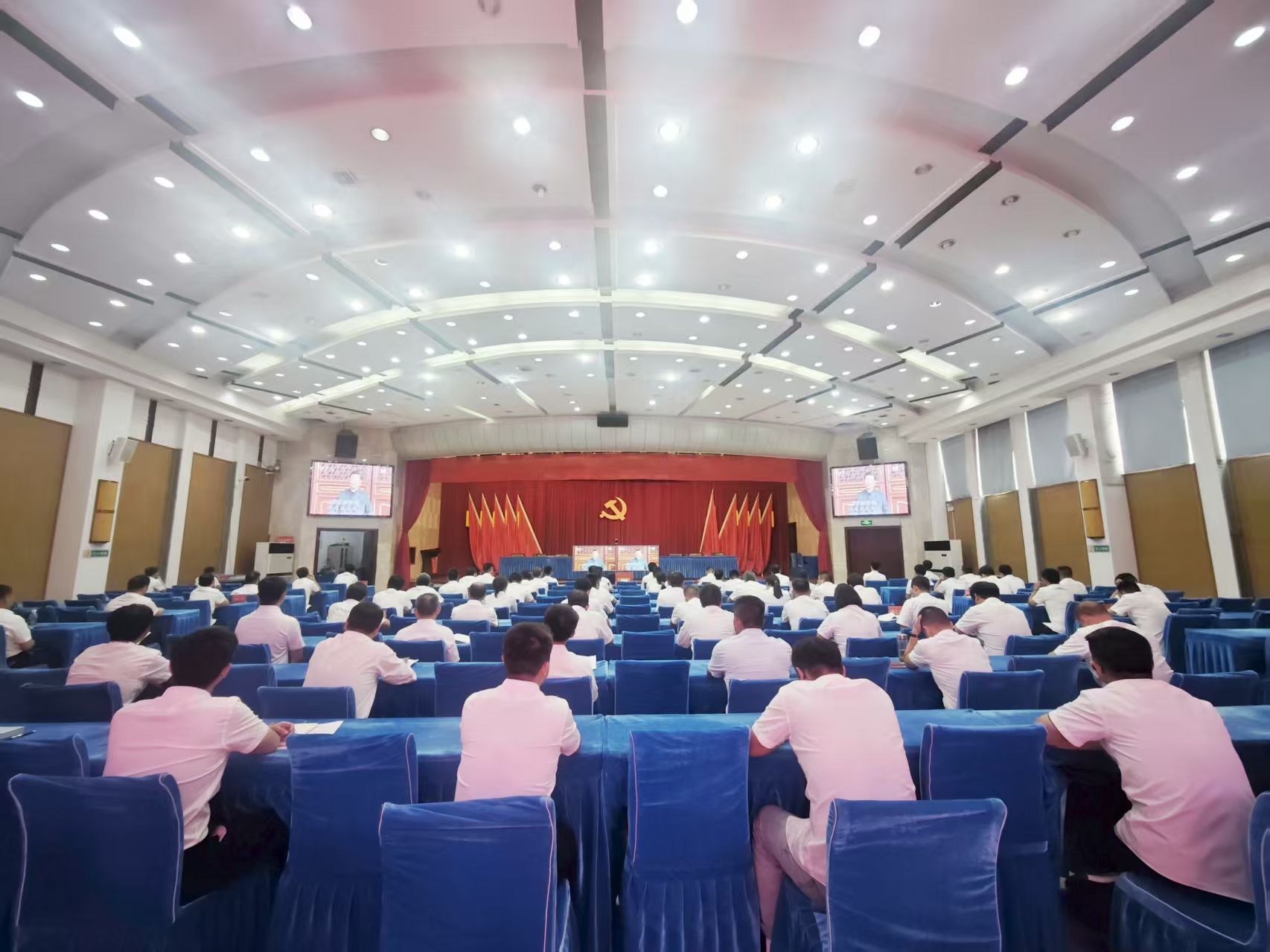 FE427C05FFA0DDDB8DF1DD4A6B1_0033B539_32EBF